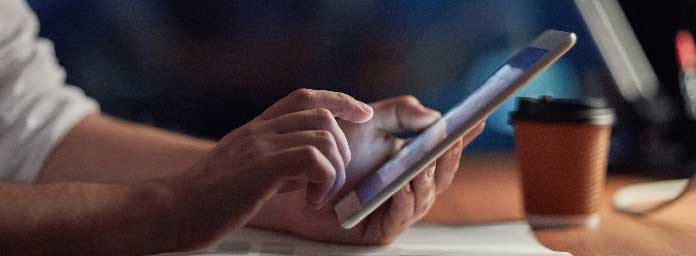 5 Apps That Help Build Your Net Worth